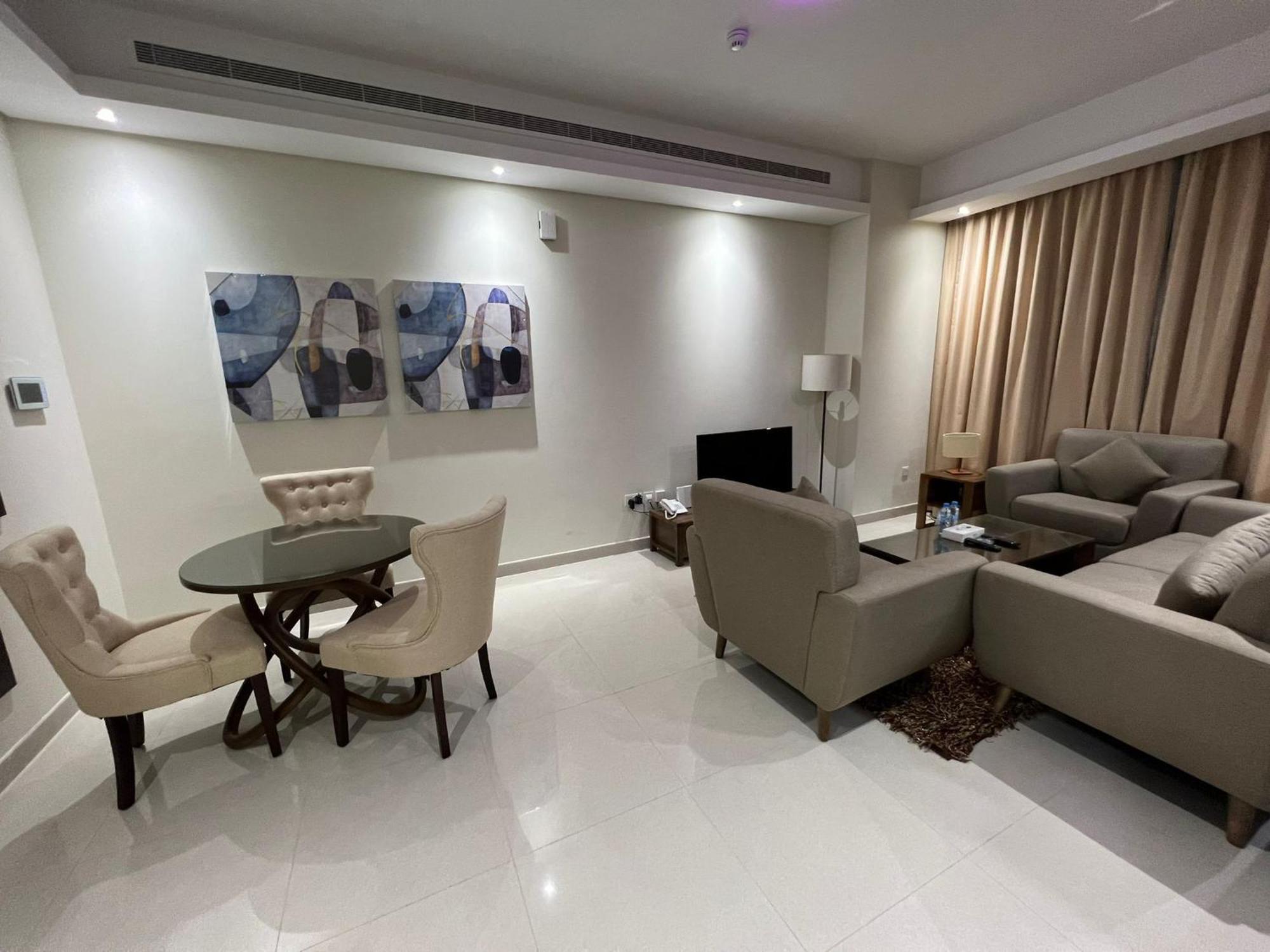 Sirius Tower Aparthotel Μανάμα Εξωτερικό φωτογραφία